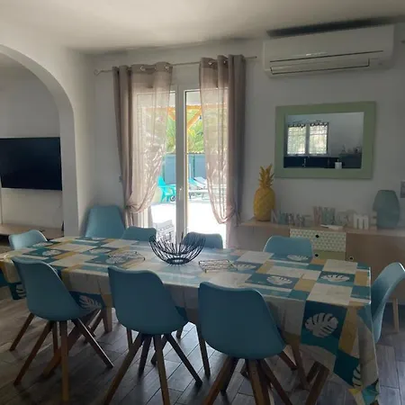 Vakantiehuis Maison 8-10 Pers Avec Piscine Aux Portes De St Aygulf