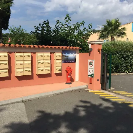 Maison 8-10 Pers Avec Piscine Aux Portes De St Aygulf Σπίτι διακοπών *