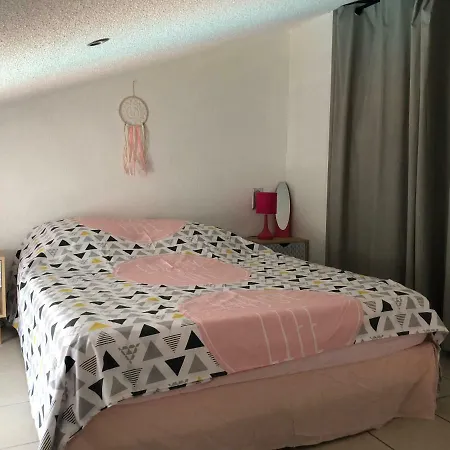Vakantiehuis Maison 8-10 Pers Avec Piscine Aux Portes De St Aygulf
