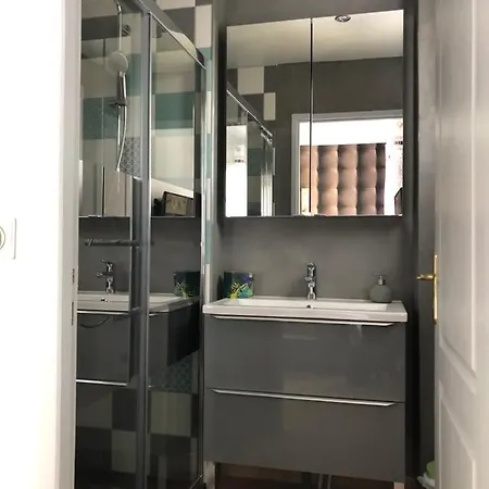 Holiday home Maison 8-10 Pers Avec Piscine Aux Portes De St Aygulf